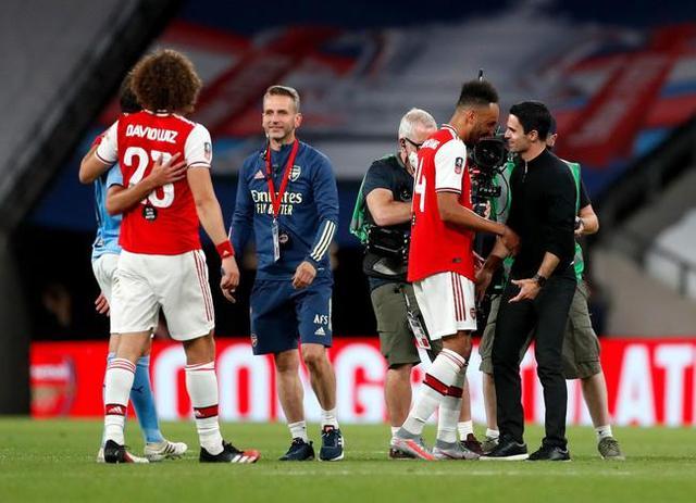  狼队主场力擒切尔西，波登斯世界波锁定胜局  